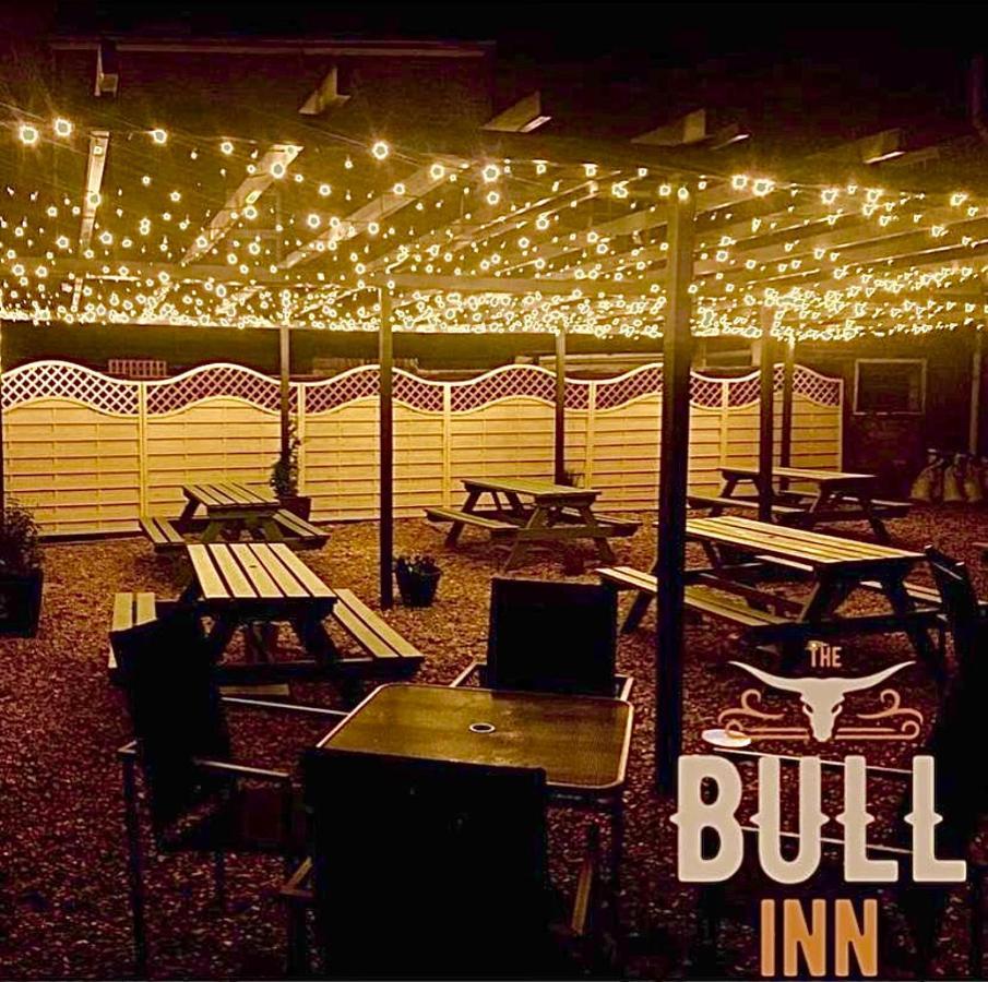The Coach House At The Bull Inn Milton Keynes Exterior photo